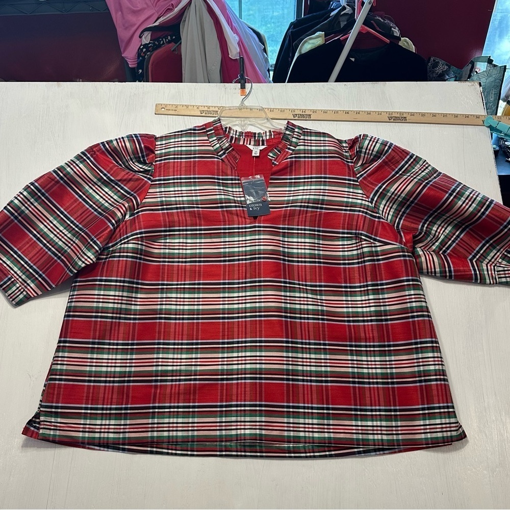 NWT Crown & Ivy Women’s Plus 4X Red Plaid Tunic Top Holiday Puff Sleeve $69.50 - Picture 3 of 8